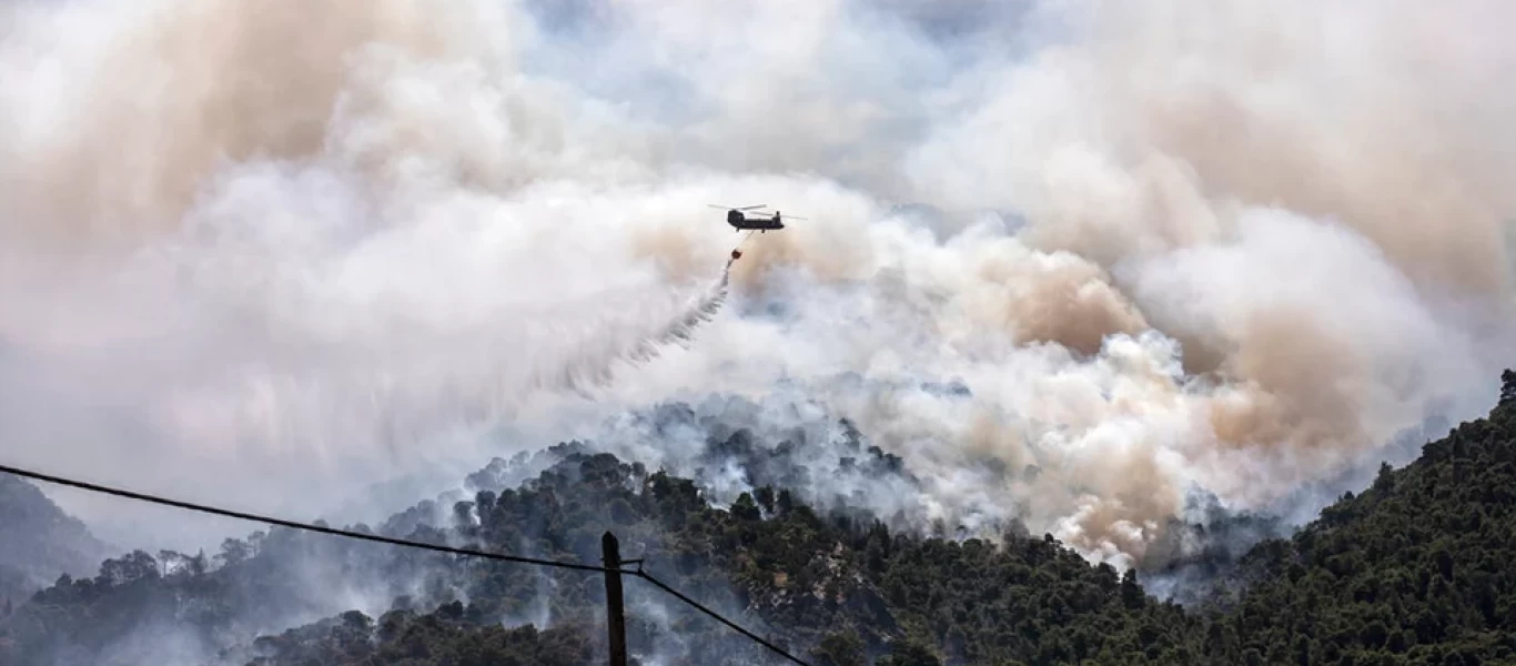 Ο ΣΥΡΙΖΑ «χτυπά» την κυβέρνηση για την πυρκαγιά: «Δεν δικαιολογείται να πάρει τέτοια έκταση»